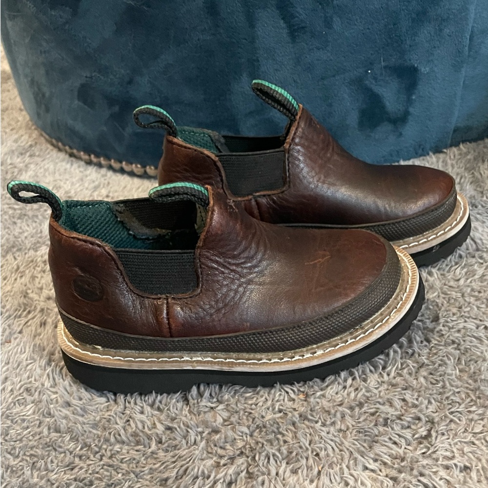 Toddler boys size 8C boots